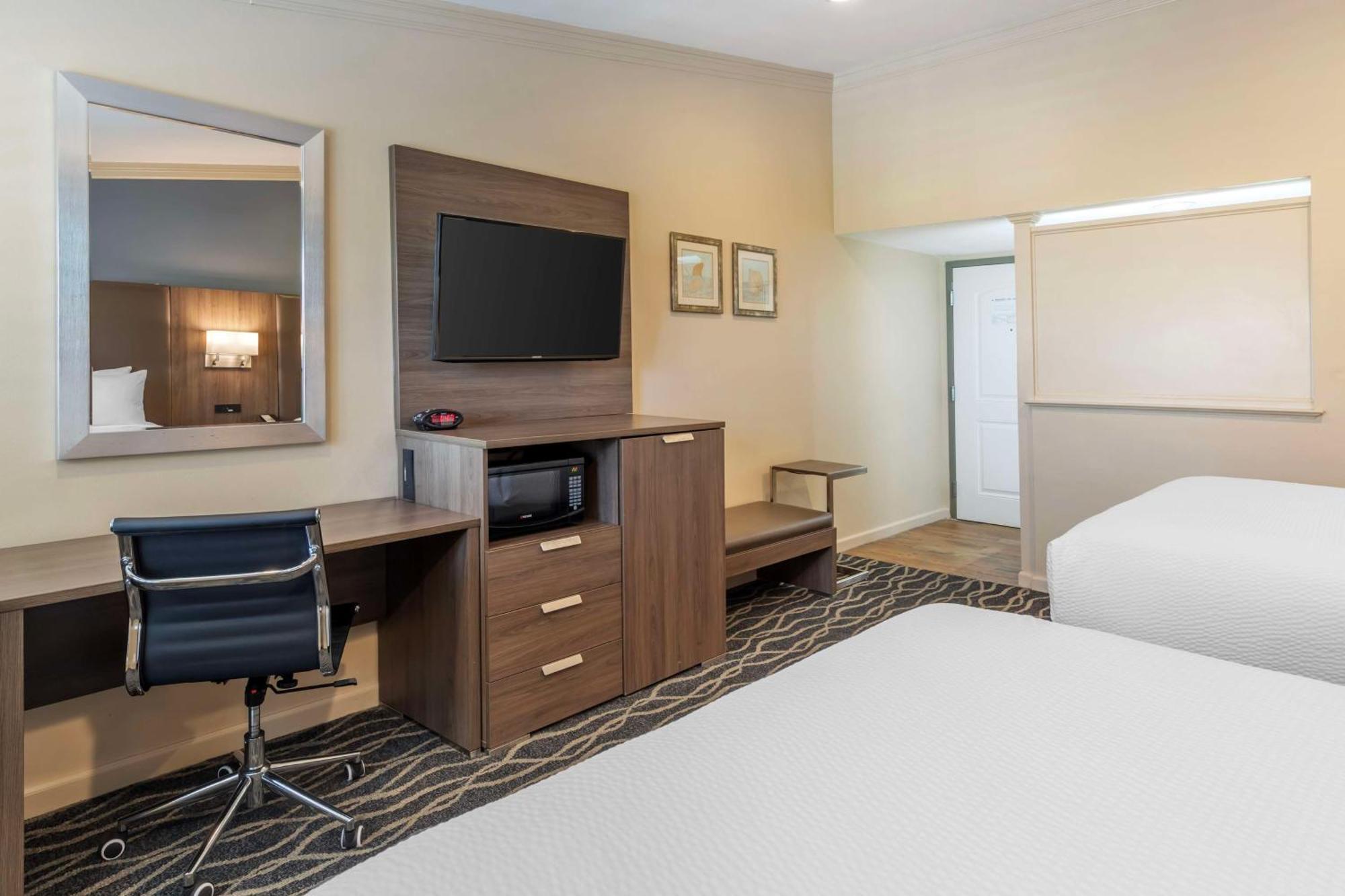 Best Western Plus Hill House Bakersfield Exterior foto